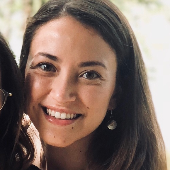 Meet your Posher, Erika - Picture 1 of 1